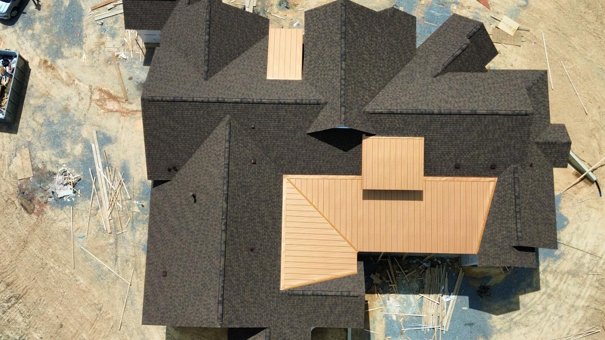 Ridgeline Roofing & Restoration Image