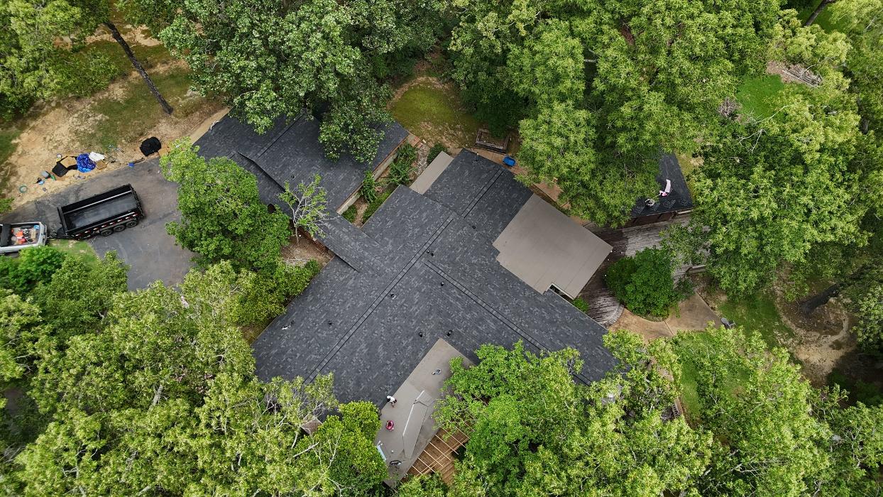Ridgeline Roofing & Restoration Image