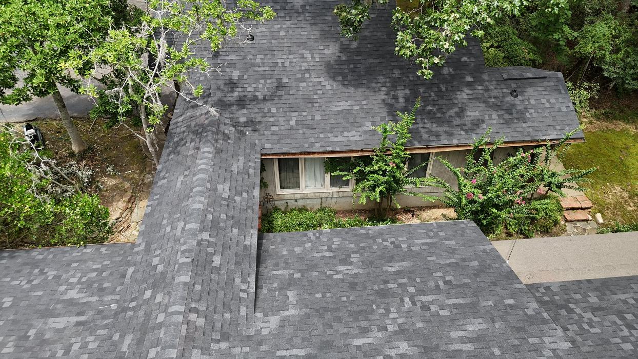 Ridgeline Roofing & Restoration Image