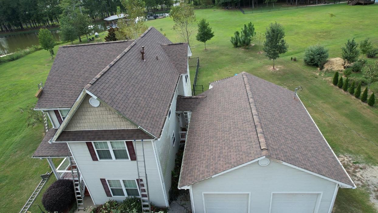 Ridgeline Roofing & Restoration Image