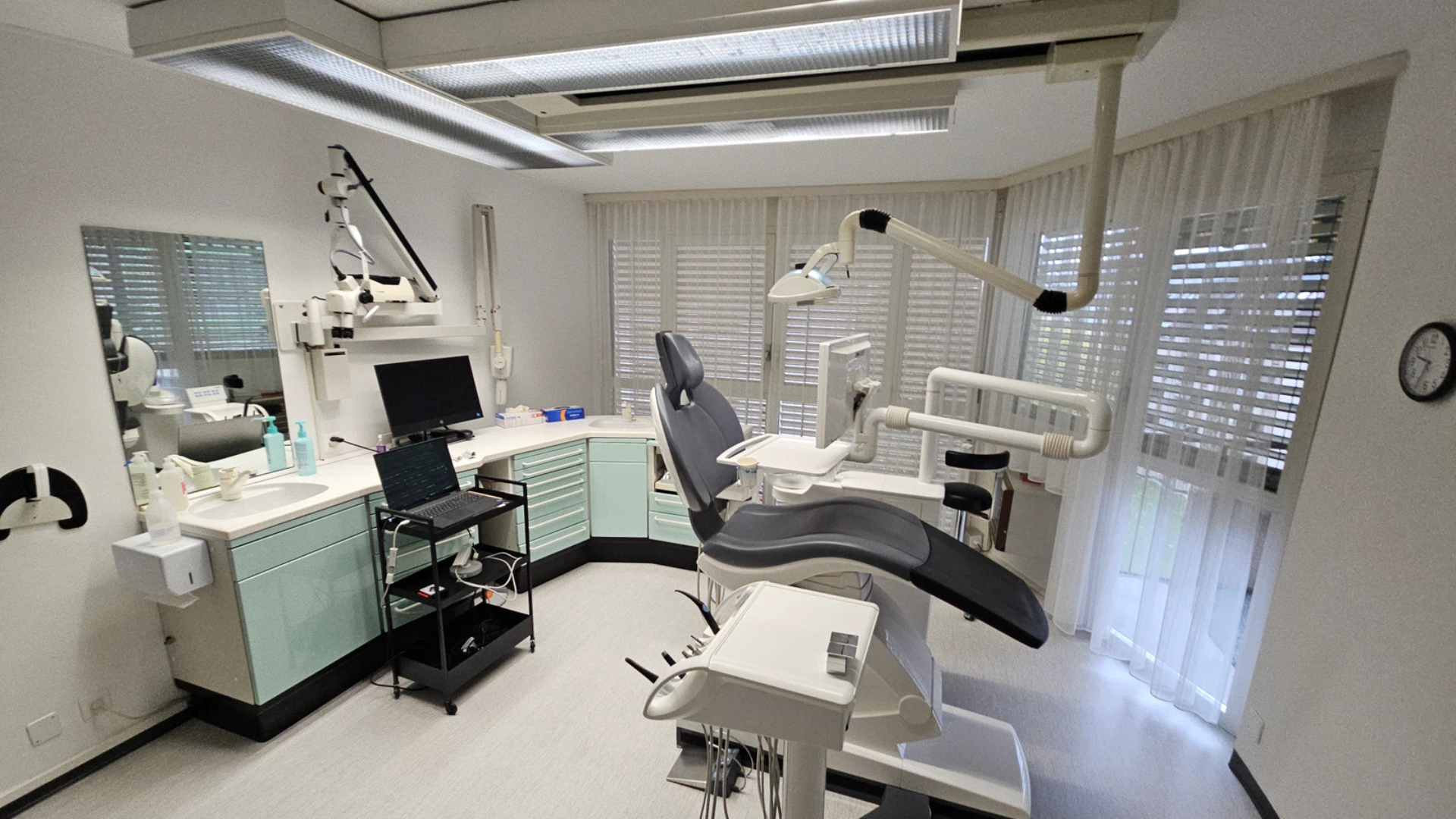 Aebi-Dent Orthodontie et Pédodontie, Place de la Gare in Renens