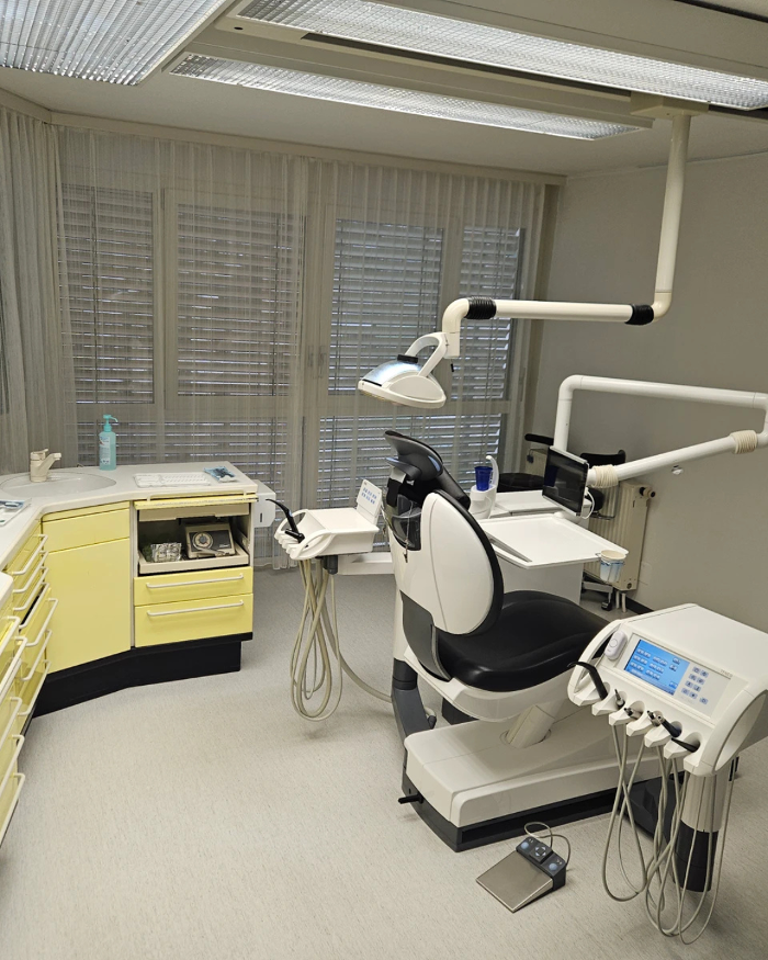 Aebi-Dent Orthodontie et Pédodontie, Place de la Gare in Renens