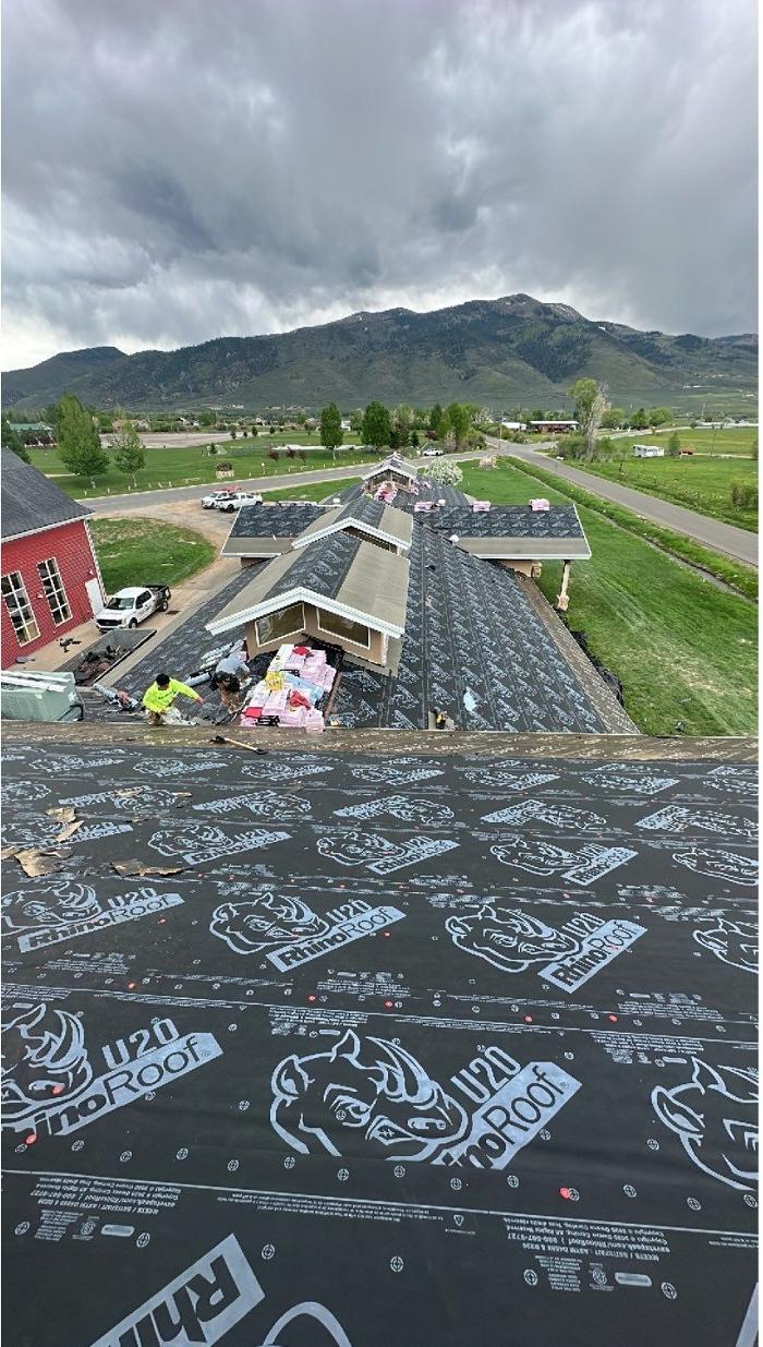 Iron Bull Roofing Logo