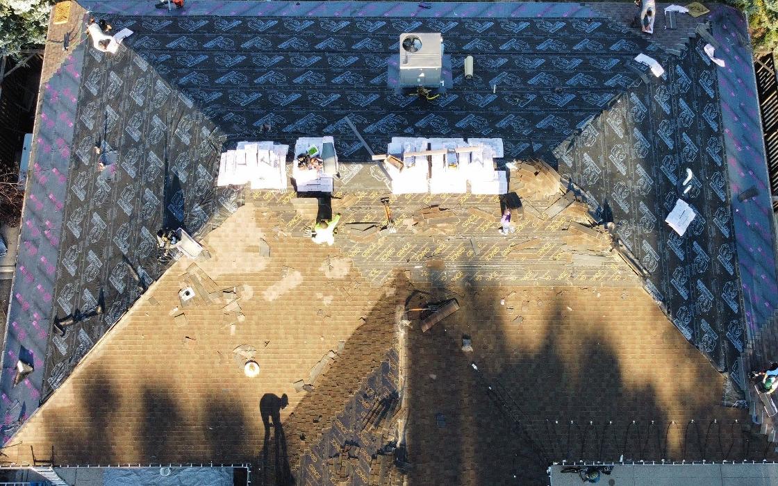 Iron Bull Roofing Image