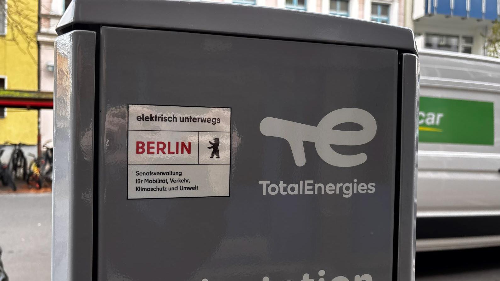 TotalEnergies Charging Station, Albestraße in Berlin