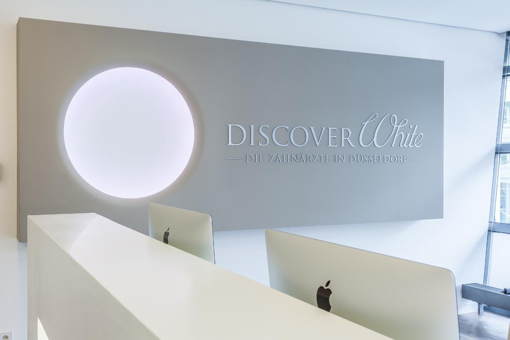 Zahnarzt Düsseldorf - Discover White - by Dr. Mintcheva, Zollhof in Düsseldorf