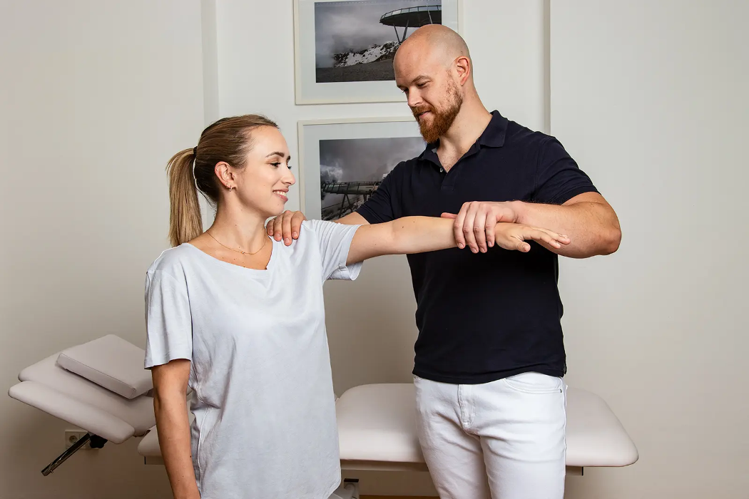 Dr. Pauzenberger | Orthopäde 1010 Wien | Ellenbogen- & Fußspezialist, Wollzeile in Wien