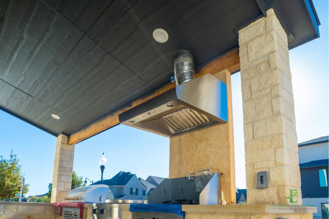 Elegance Outdoor Living Logo