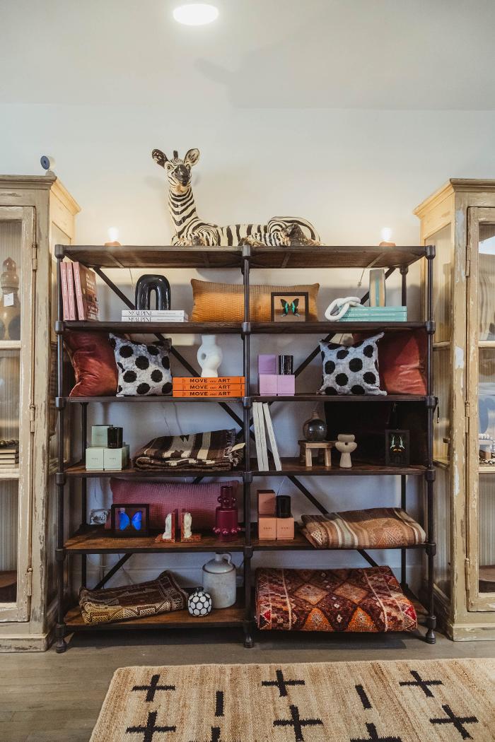 Modern Nomad Home Image