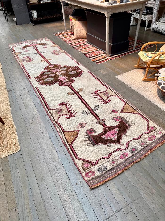 Modern Nomad Home Image