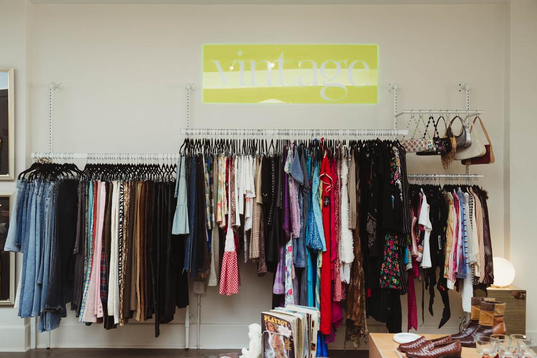 Modern Nomad Home Image