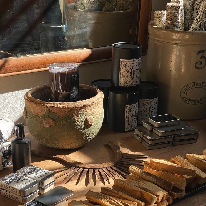 Modern Nomad Home Image