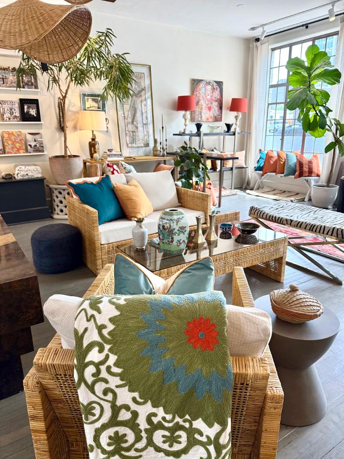 Modern Nomad Home Image