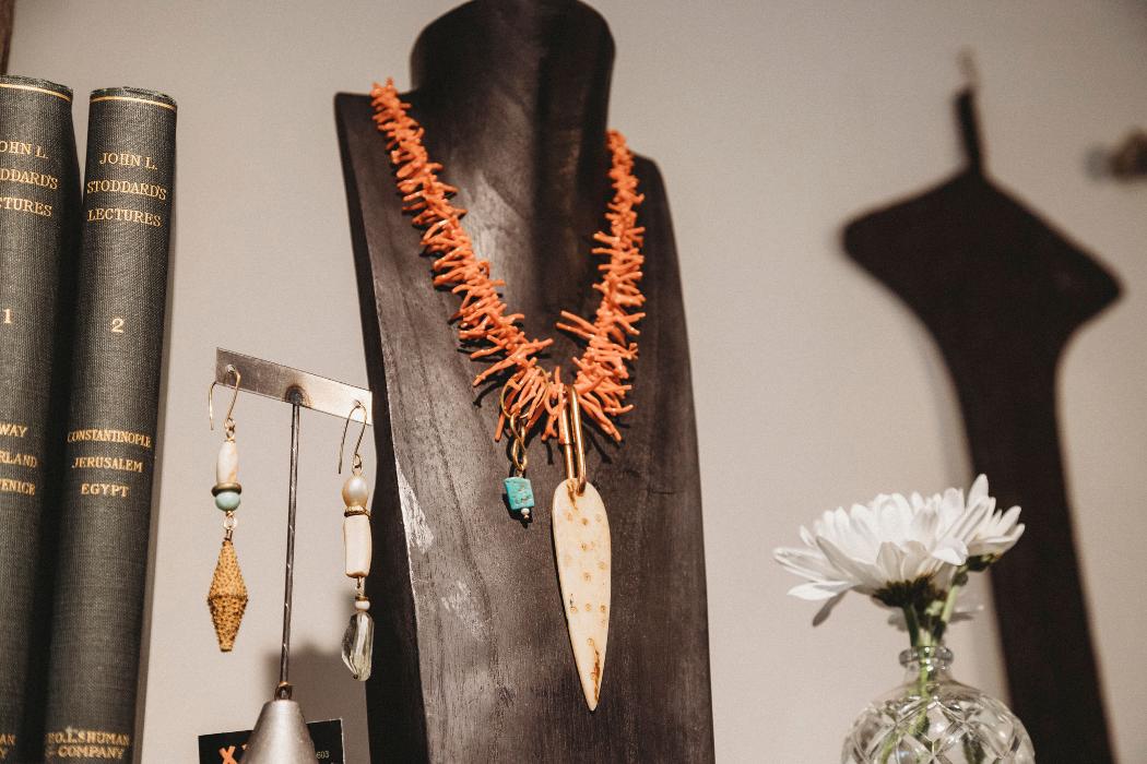 Modern Nomad Home Image