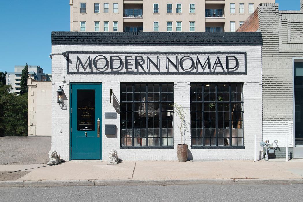 Modern Nomad Home Image