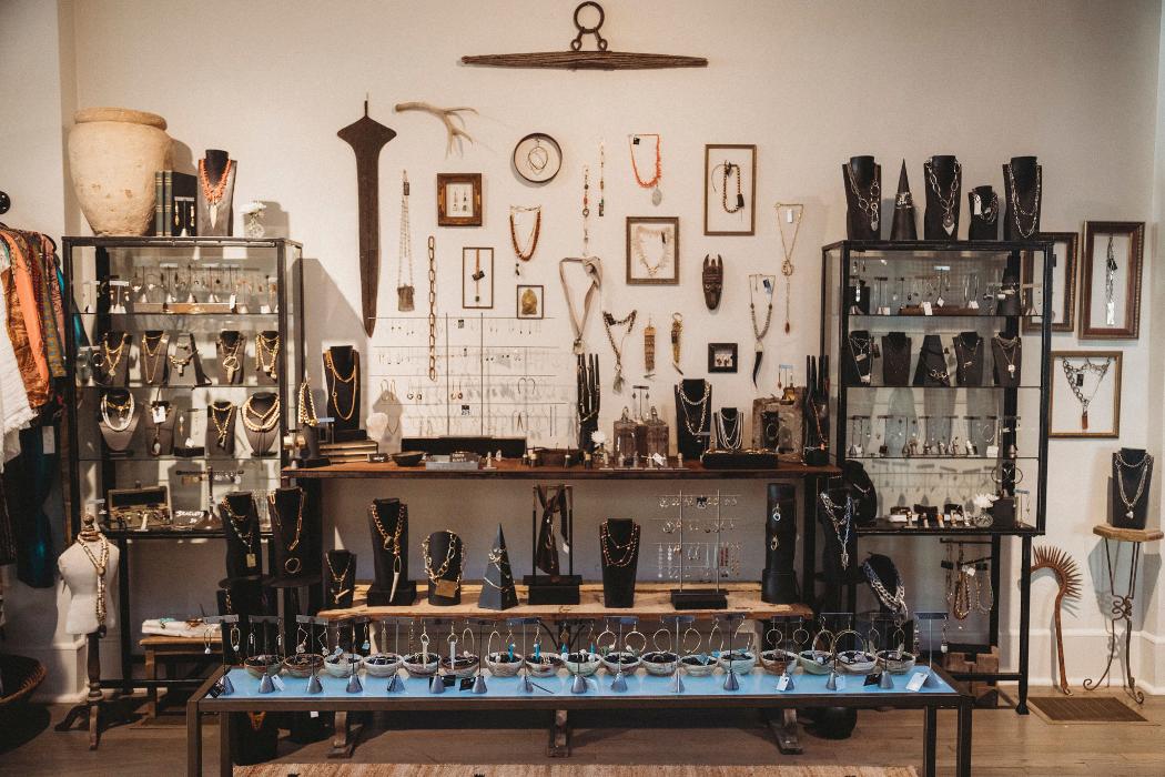 Modern Nomad Home Image