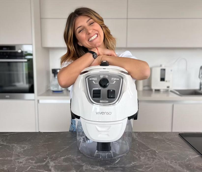 Alexandra Machaty Wasserstaubsauger Vivenso Vertriebspartnerin, Pater-Bernhard-Rodlberger-Straße in Thalheim bei Wels