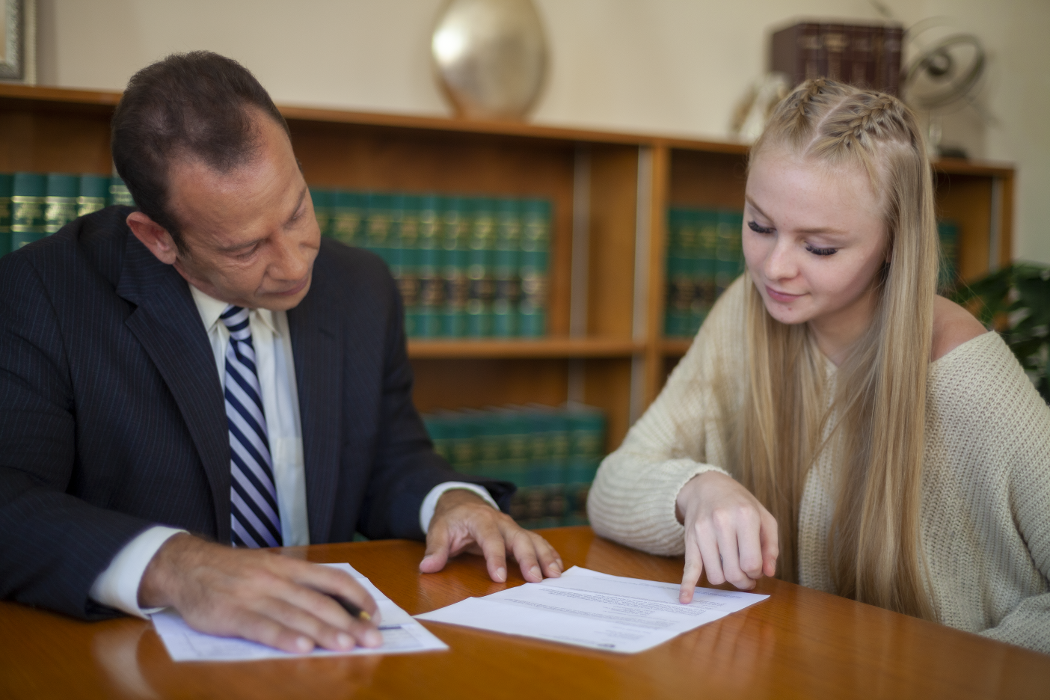 Rob Levine Law-Personal Injury Lawyers Logo