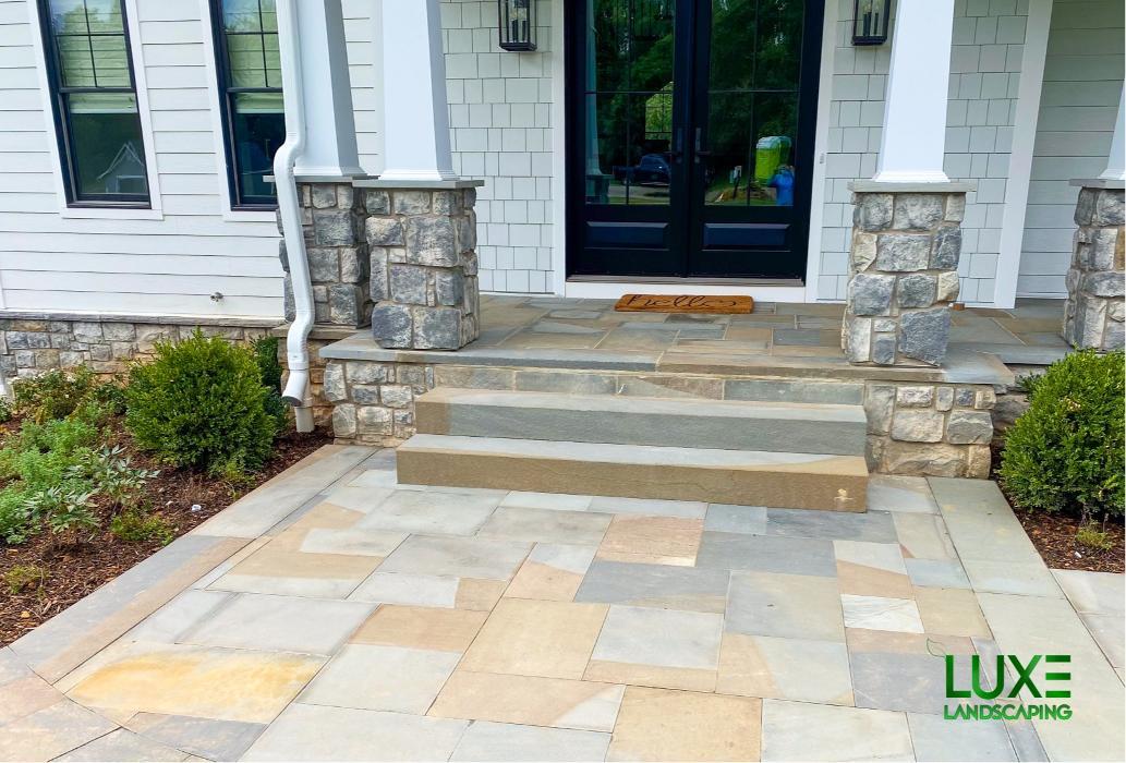 Luxe Landscaping Logo