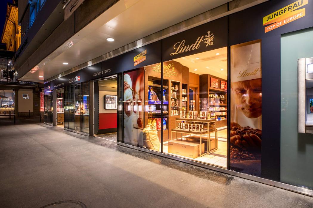 Rail Info Interlaken, Höheweg in Interlaken