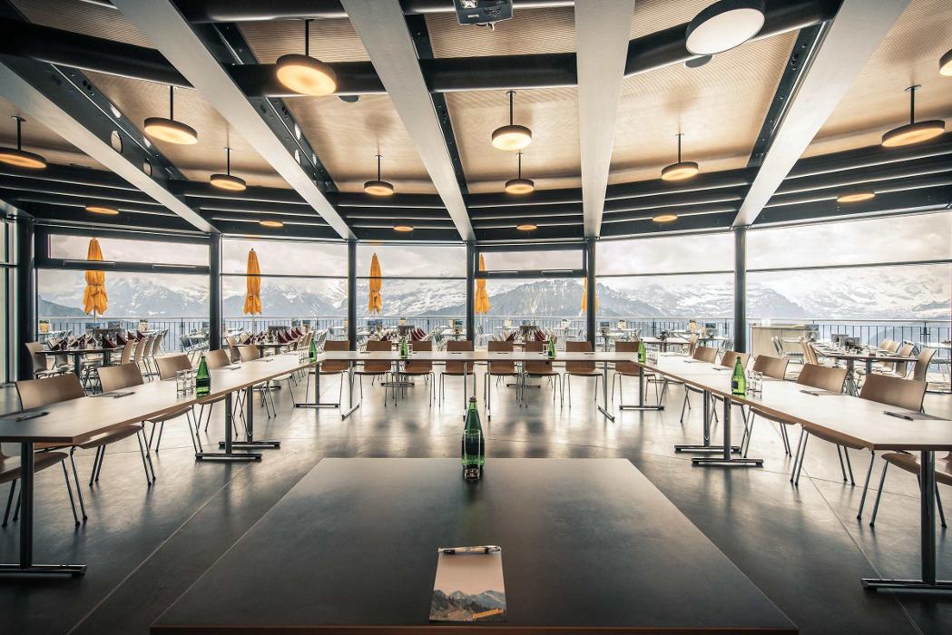 Panorama-Restaurant und Hotel Schynige Platte, Schynige Platte Bahn in Gsteigwiler