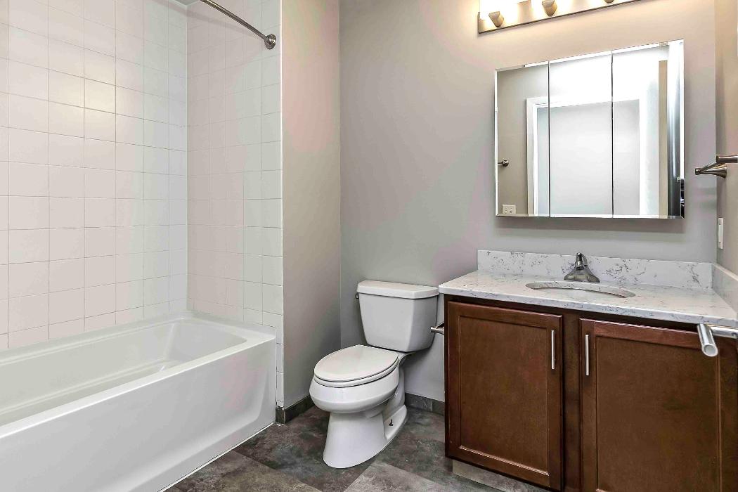 Midtown Crossing Apartments Image