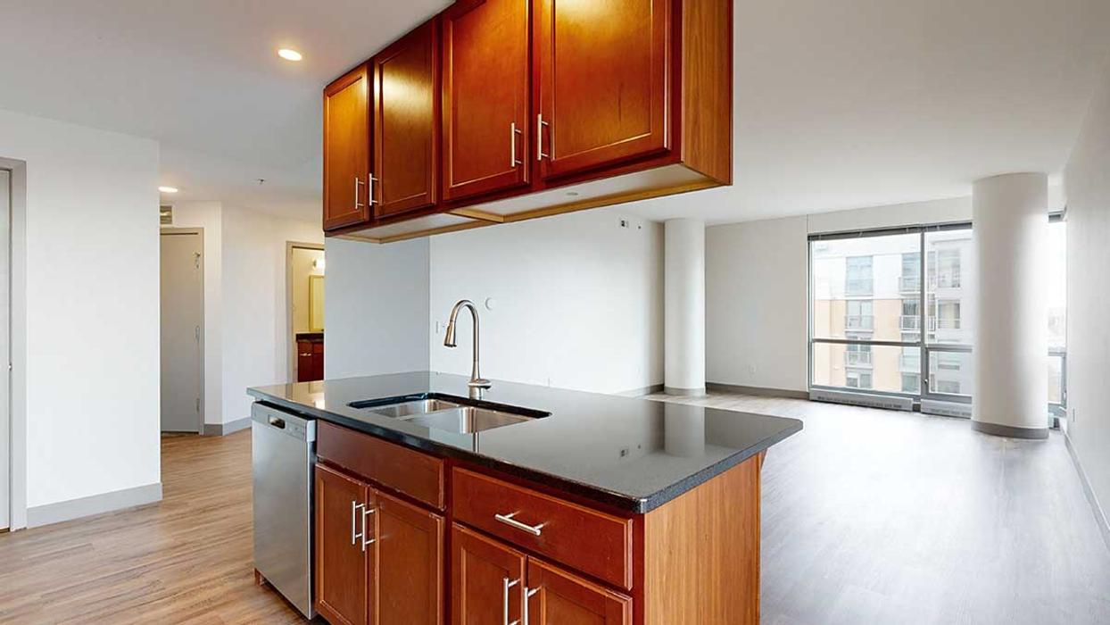 Midtown Crossing Apartments Image