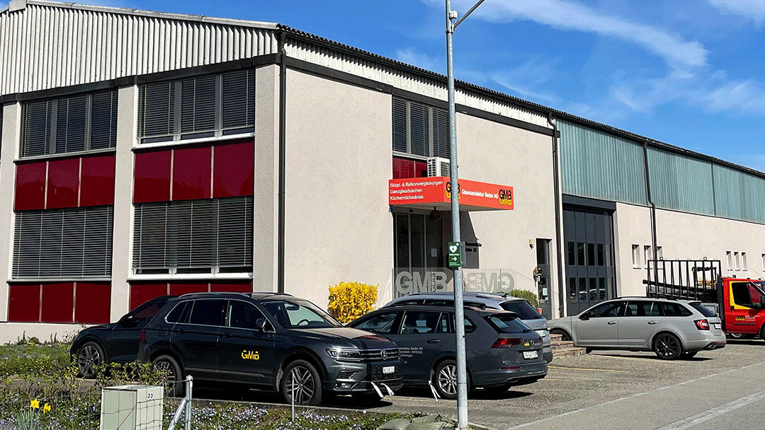 Glasmanufaktur Baden AG, Kirchweg in Ehrendingen