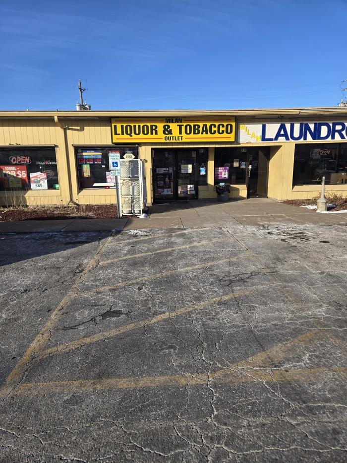 CoinFlip Bitcoin ATM - Milan Liquor and Tobacco Vape outlet (Milan) Image