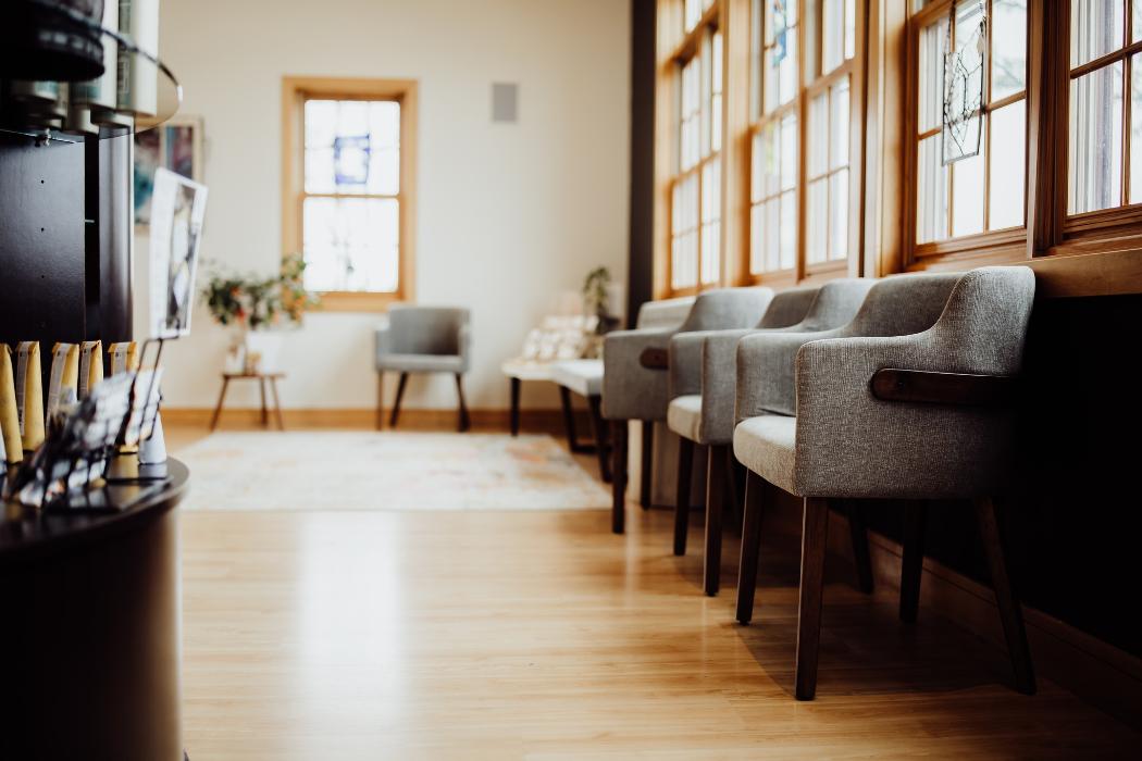 Jomaji Salon &amp; Spa Logo