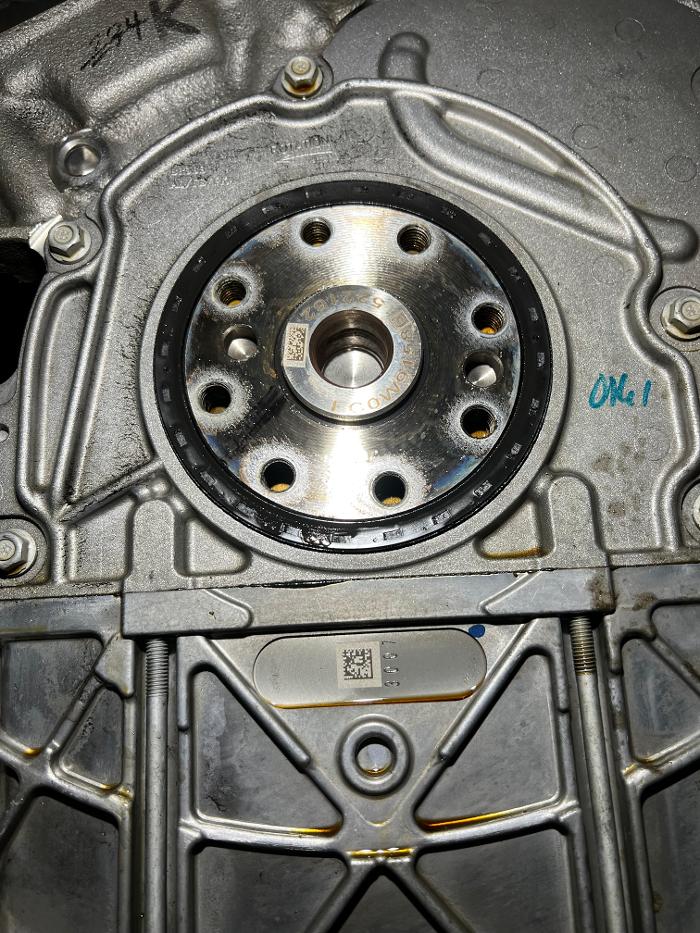 McCall’s Automotive Logo