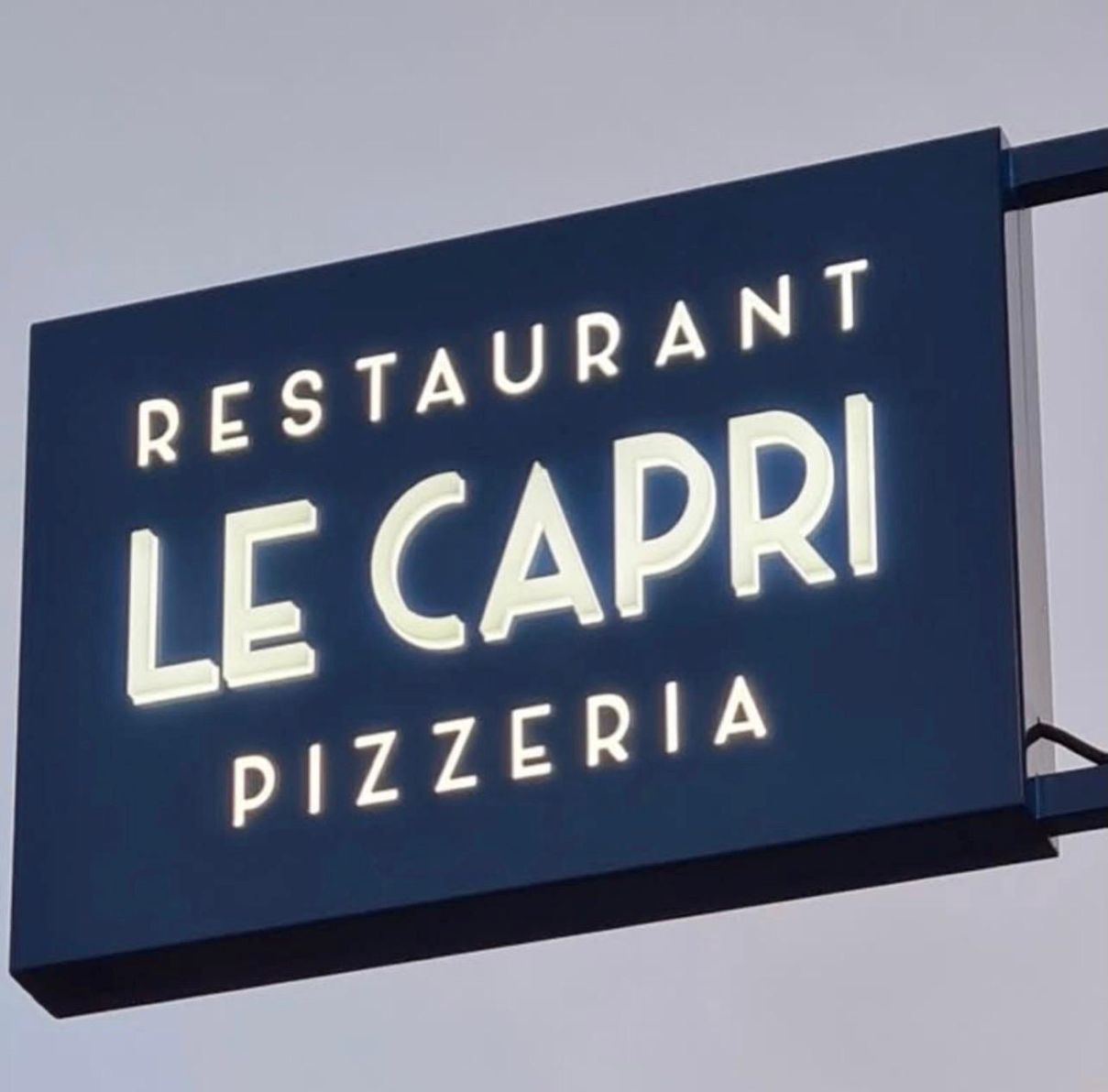 PIZZERIA LE CAPRI café, bar, brasserie