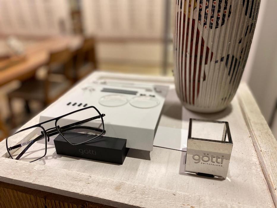 Rolli Optik AG, Landorfstrasse in Köniz