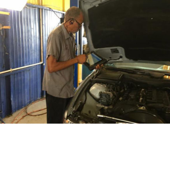 Quima's Auto Restoration & Repair Image