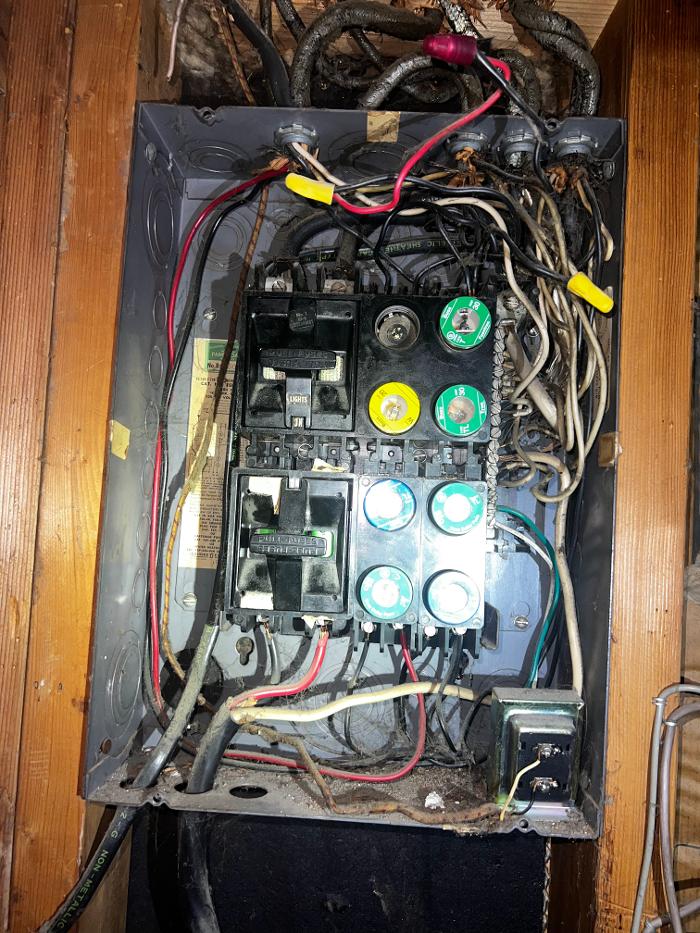 Aurora Electric Inc Image