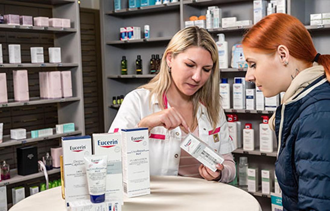 Schlossapotheke Ebergassing, Himberger Straße in Ebergassing