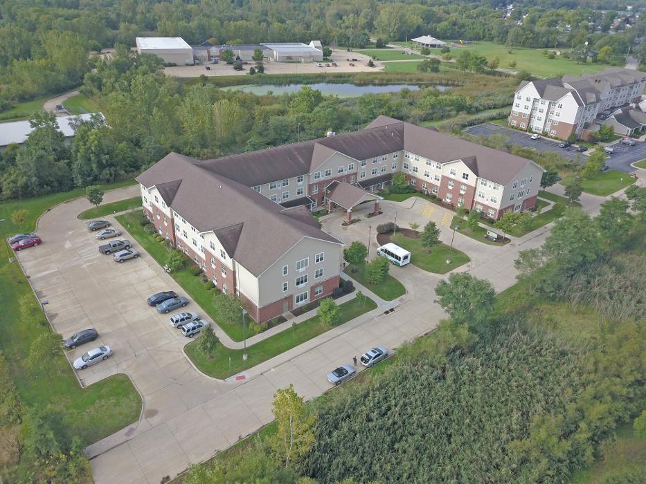 Heritage Woods of Moline Image