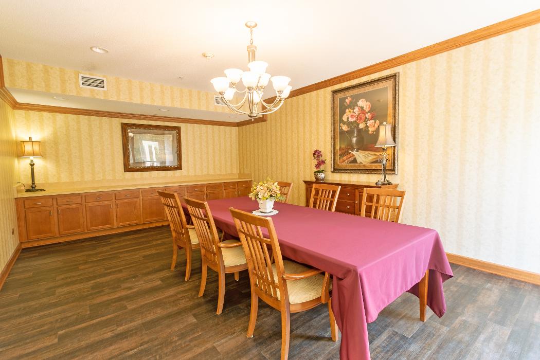 Heritage Woods of Moline Image