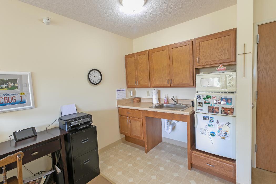 Heritage Woods of Moline Image