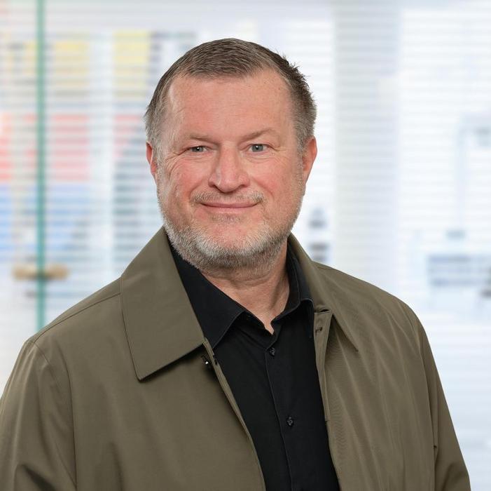 ERGO Versicherung Claus Adam, Mathias-Brüggen-Straße in Köln