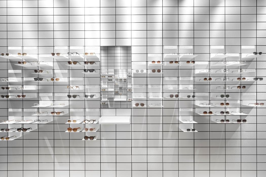 VIU - Optiker & Brillengeschäft, Eduard-Breuninger-Straße in Stuttgart