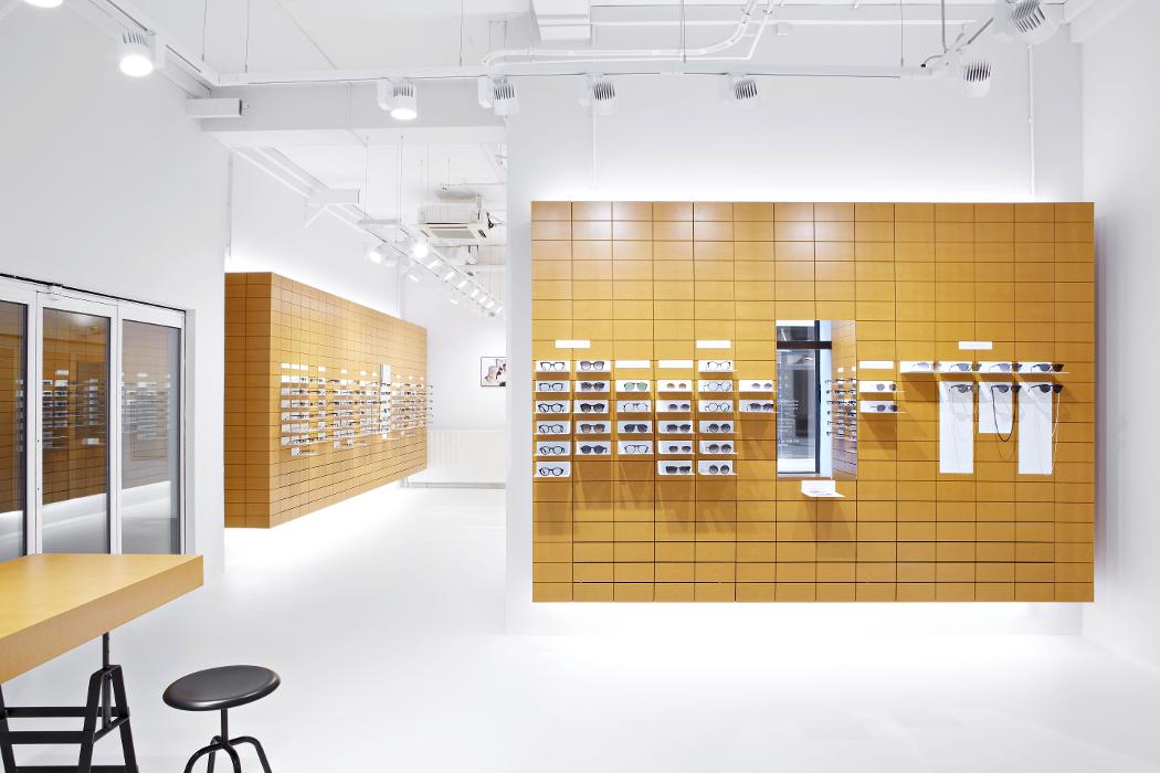 VIU - Optiker & Brillengeschäft, Nikolaistraße in Leipzig