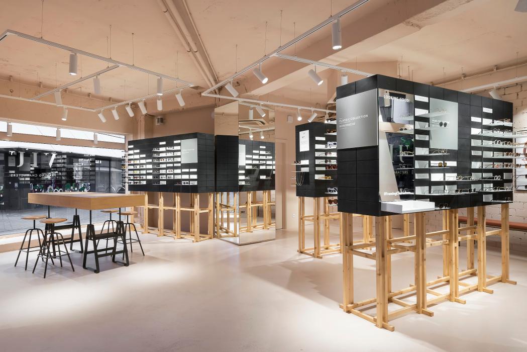 VIU - Optiker & Brillengeschäft, Stadthausstraße in Mainz