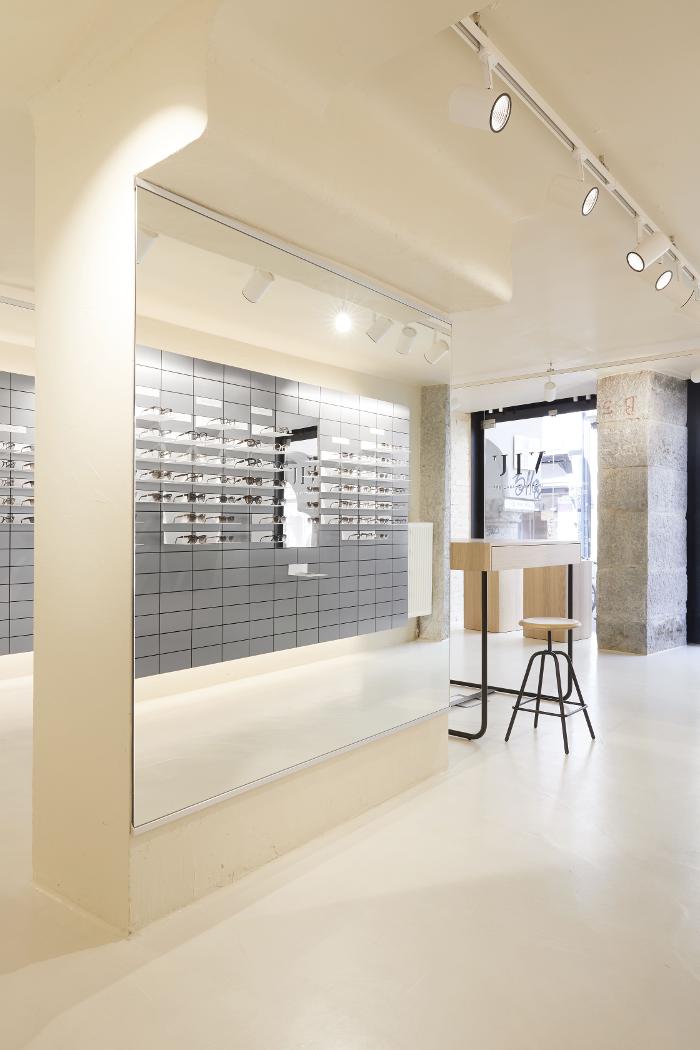 VIU - Optiker & Brillengeschäft, Sporgasse in Graz