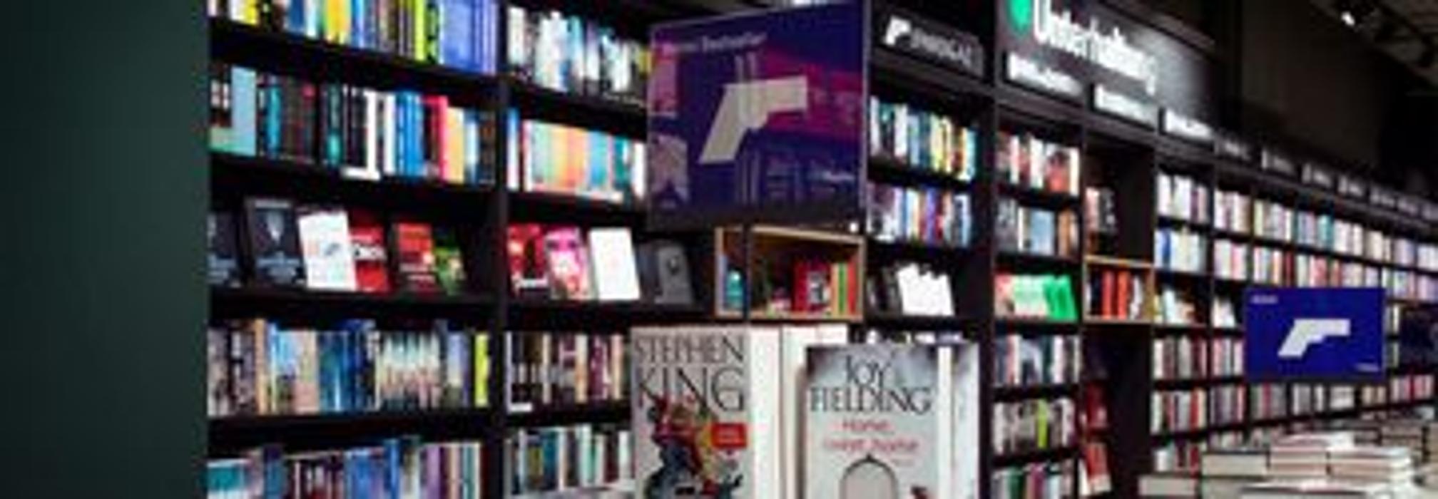 Thalia Vösendorf - Westfield Shopping City Süd, Allee in Vösendorf