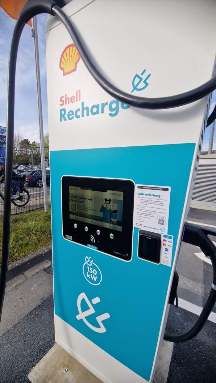 Shell Recharge Charging Station, Arnsberger Straße in Arnsberg