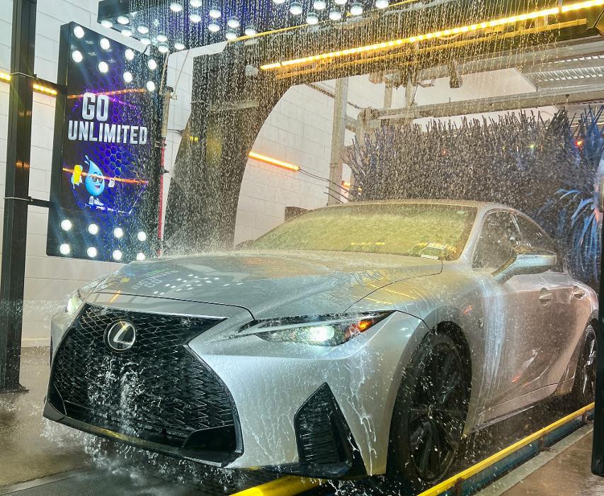 BlueWave Express Car Wash Image