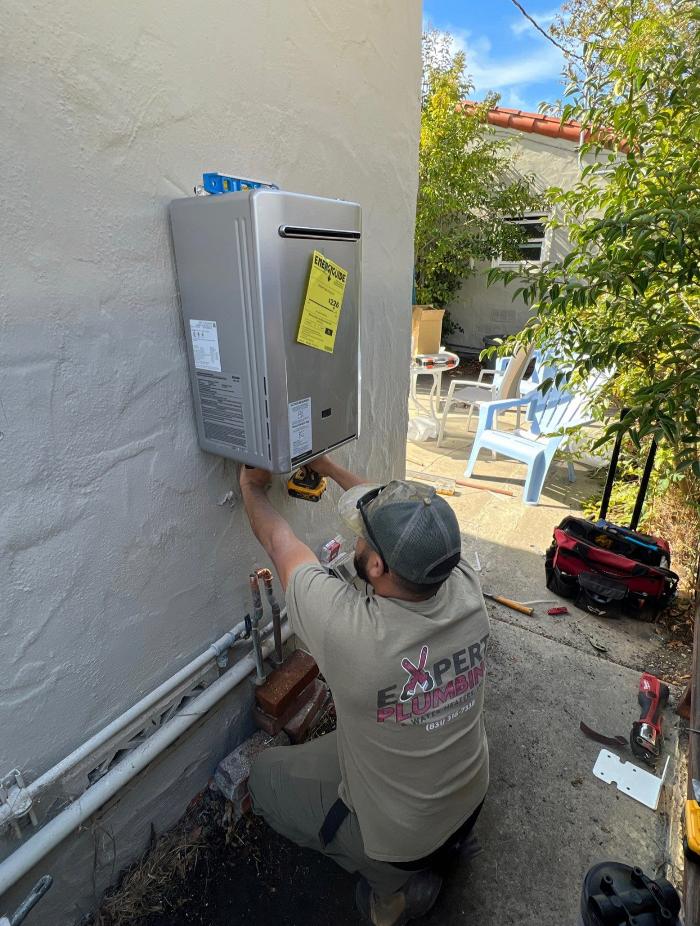 Expert Plumbing & Water Heaters, Inc. Image