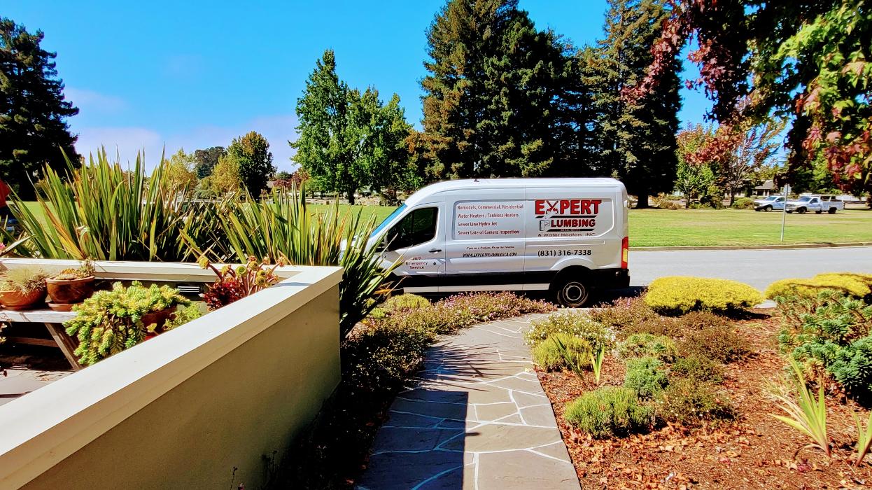 Expert Plumbing & Water Heaters, Inc. Image