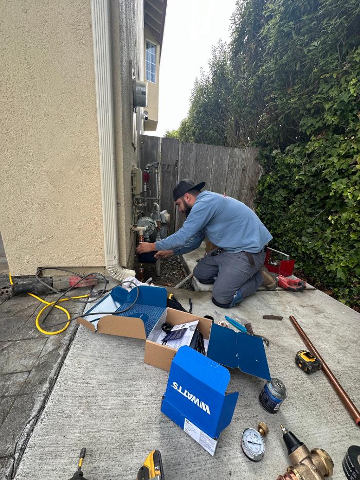 Expert Plumbing & Water Heaters, Inc. Image